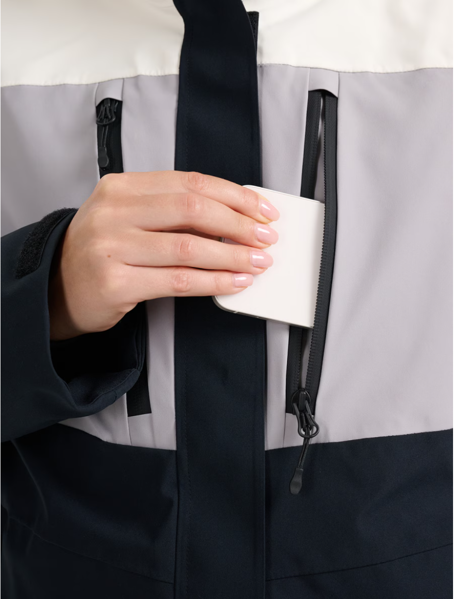 Dámska lyžiarska bunda 4F NeoDry 10 000 mm H₂O/ 8 000 g/m² Krémová